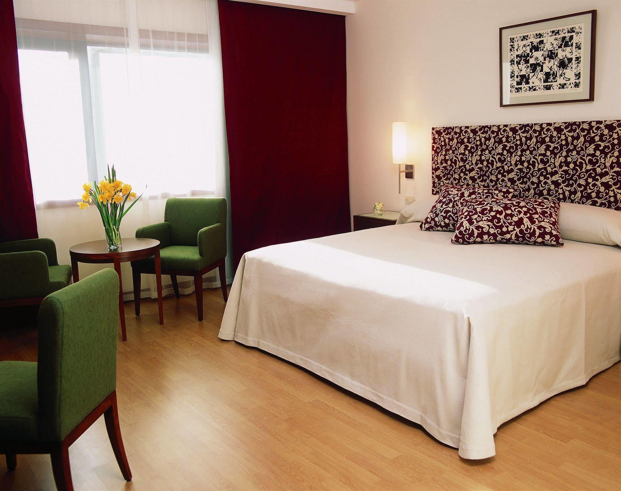 Nh Mendoza Cordillera Hotell Eksteriør bilde